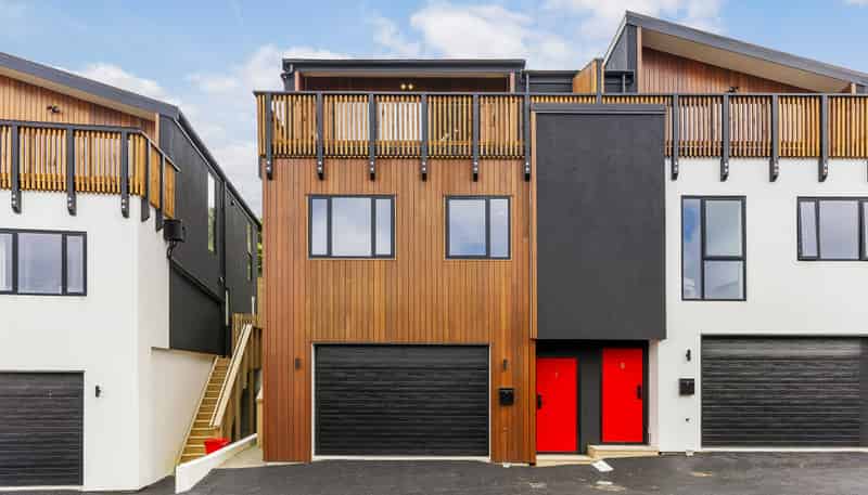 7 Stockden Place, Karori