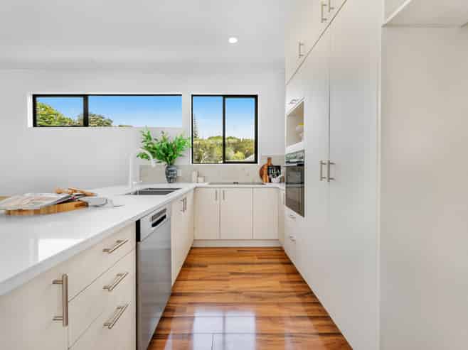 1/410 Glenfield Road, Glenfield