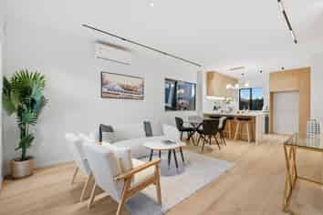 2/12 Maunu Road, Papatoetoe