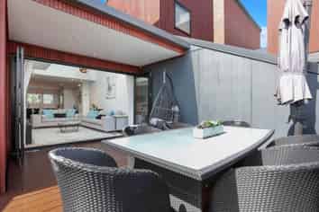 76 Hobsonville Point Road, Hobsonville