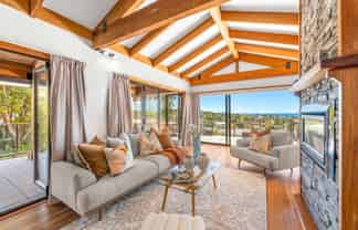 36 Montclair Rise, Browns Bay