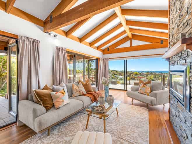 36 Montclair Rise, Browns Bay