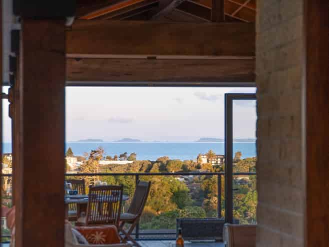 36 Montclair Rise, Browns Bay