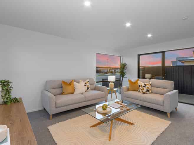 61 Whitehorn Drive, Lincoln