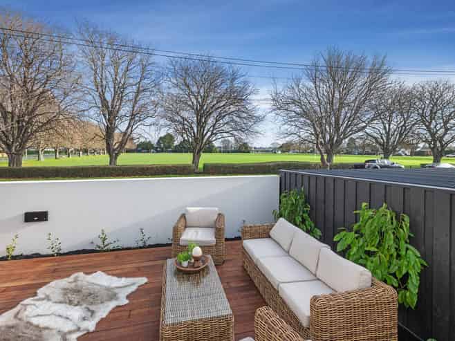 38A Roosevelt Avenue, Saint Albans