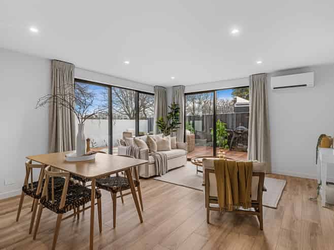 38A Roosevelt Avenue, Saint Albans