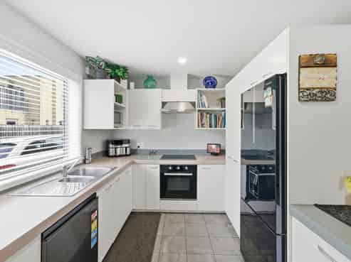 19 Whiteleigh Avenue, Addington