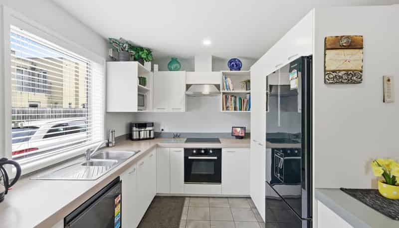 19 Whiteleigh Avenue, Addington