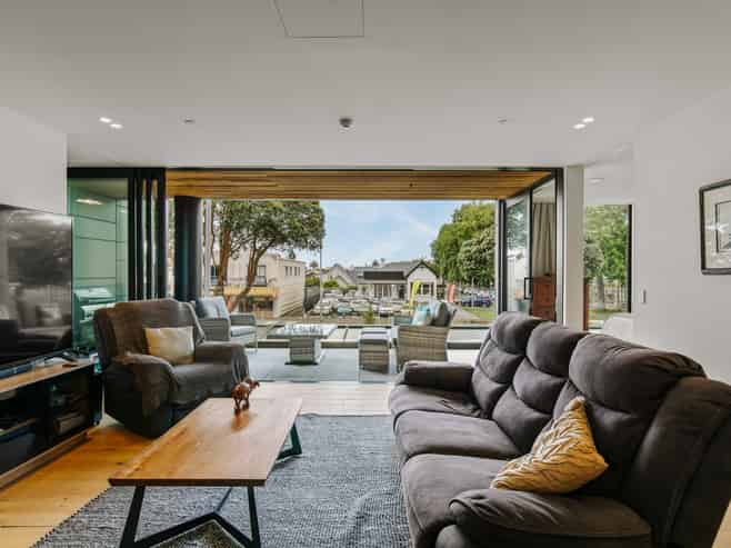 105/359 Cameron Road (Vantage Apts), Tauranga Central