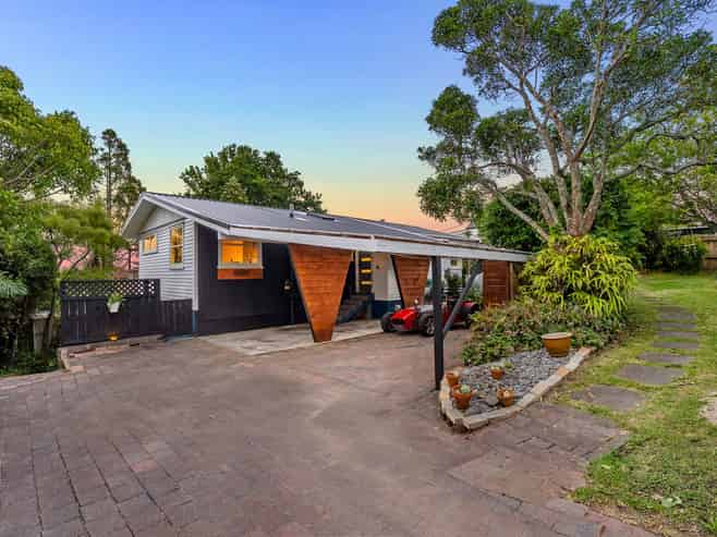 158 Upper Harbour Drive, Greenhithe