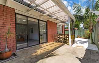 8/39 Swanson Road, Henderson