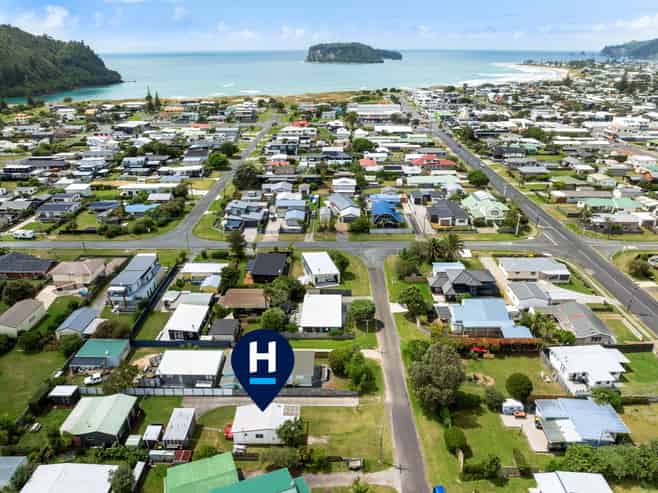 104A The Square, Whangamata