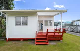 104A The Square, Whangamata