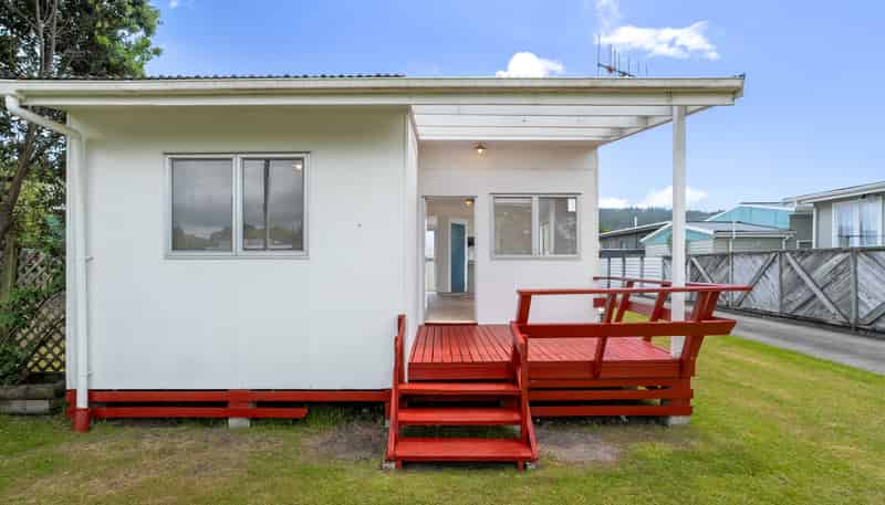 104A The Square, Whangamata