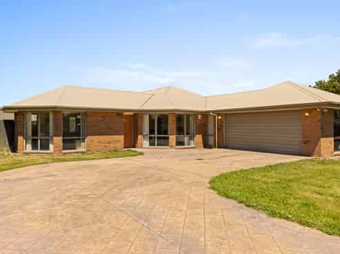 21 Springs Road, Hornby