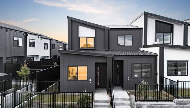 1/4 Glenburn Road, Hobsonville