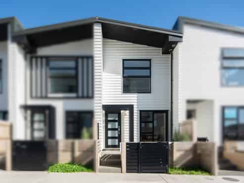 20 Rauemi Way, Te Atatu South