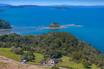 987 Hibiscus Coast Highway, Waiwera