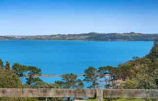 987 Hibiscus Coast Highway, Waiwera