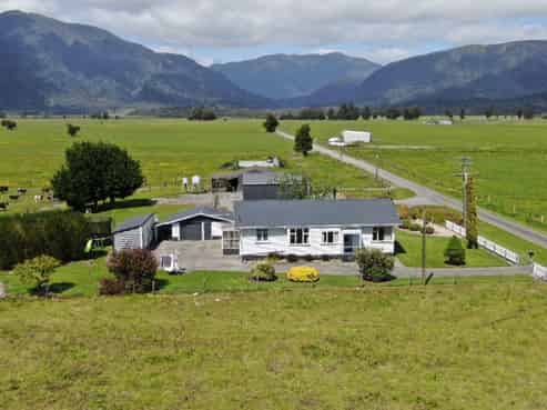 28 Stopbank Road, Kokatahi