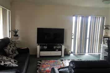 17a Dunaff Place, Flat Bush