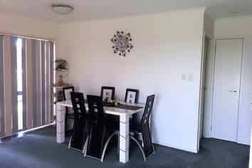 17a Dunaff Place, Flat Bush