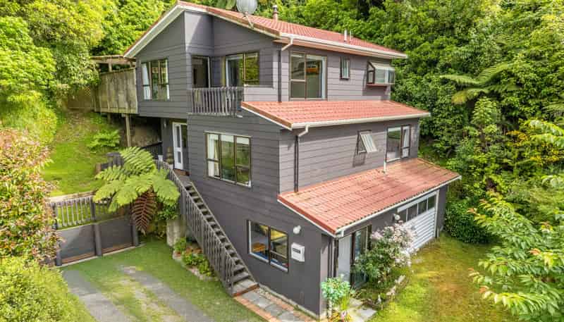 14 Westhaven Drive, Tawa