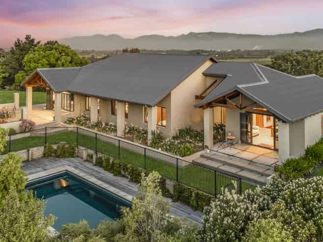 179 The Coastal Highway, Redwood Valley