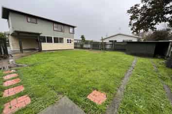 167 Highbury ave, West End