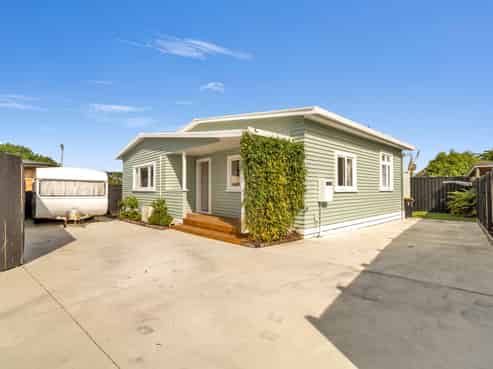 54B Paine Street, Judea