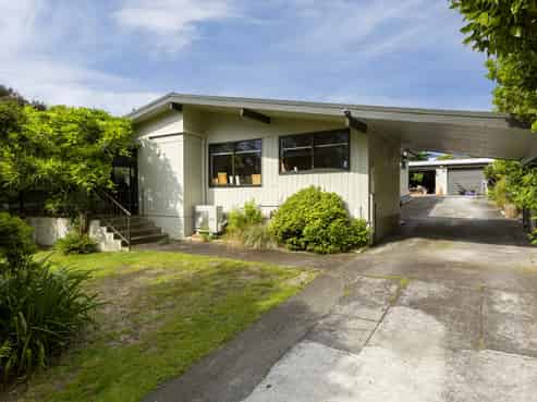 4 Green Place, Richmond Heights