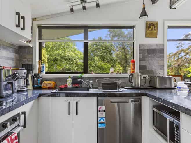 4 Green Place, Richmond Heights