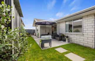 58 Arrow Close (Dunes Lifestyle Village), Papamoa
