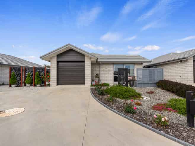 58 Arrow Close (Dunes Lifestyle Village), Papamoa