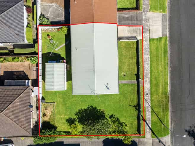 3 Pemberton Crescent, Greerton