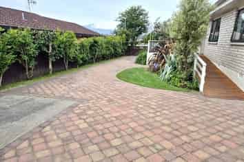 7 Endeavour Ave, Welcome Bay