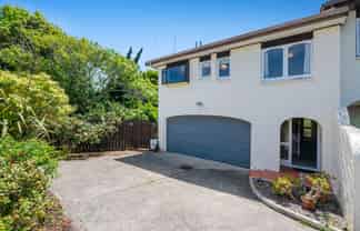 2/75 Carlisle Road, Torbay