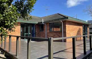 25 Tilberg Street, Mangere