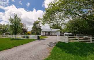 349 Finnis Road, Colyton