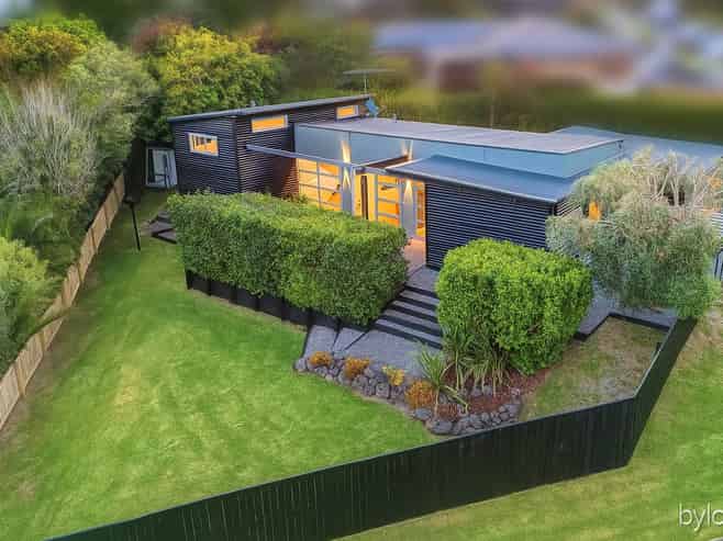 1  Burwood Terrace, Gulf Harbour