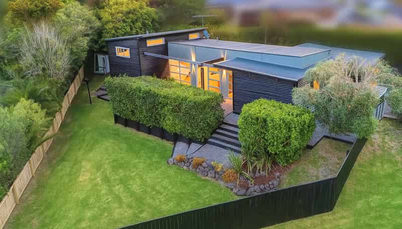 1  Burwood Terrace, Gulf Harbour