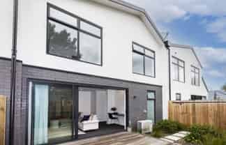 3/677 Worcester Street, Linwood