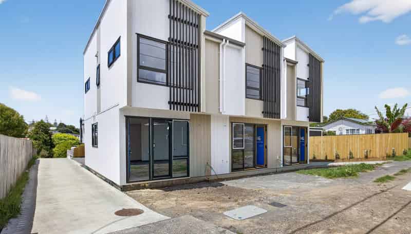 Lot 2/18 Woodglen Road, Glen Eden