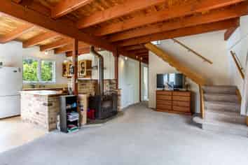 14a South Lynn Road, Titirangi