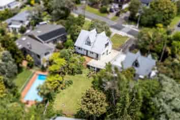 14a South Lynn Road, Titirangi