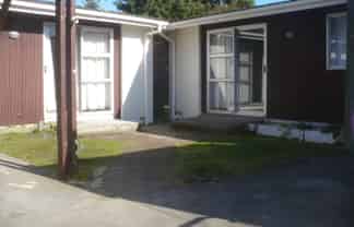 4/2 Vera Road, Te Atatu South