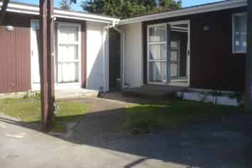 4/2 Vera Road, Te Atatu South