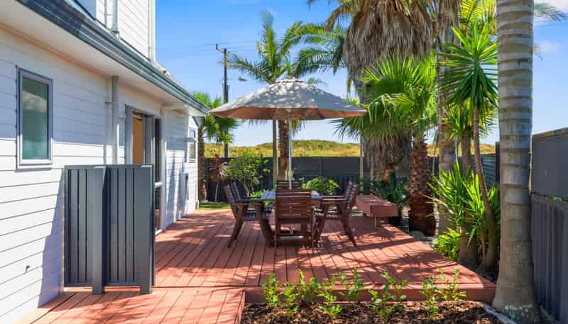 338 Papamoa Beach Road, Papamoa Beach