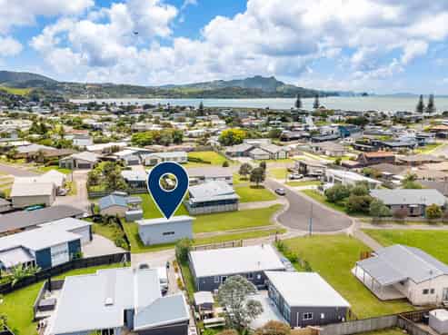 6 Rena Place, Whitianga