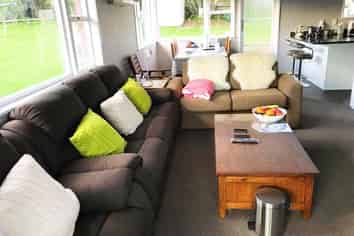 2/5 Landop Terrance, Howick